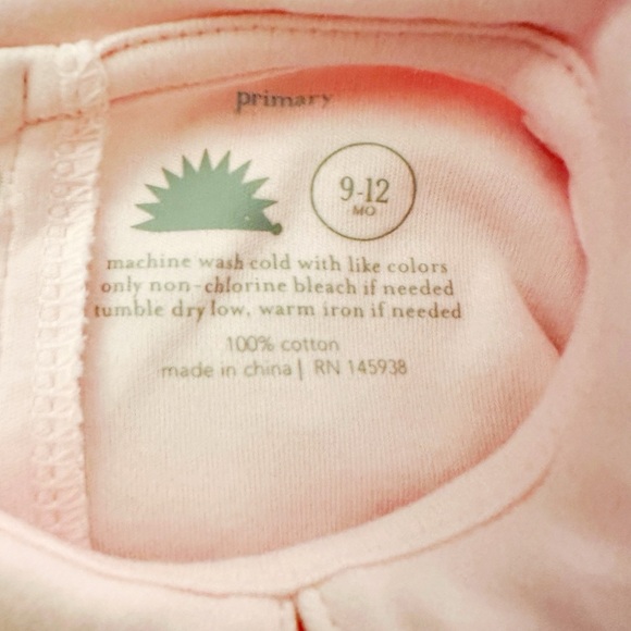 Primary | Long Sleeve Peter Pan Bodysuit (9-12 mos) 🩷 - Picture 3 of 3